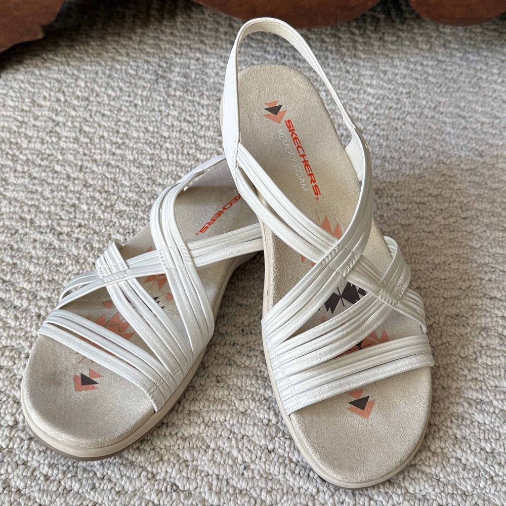 Sketchers Memory Foam Creamy White Strappy Comfort Sandals